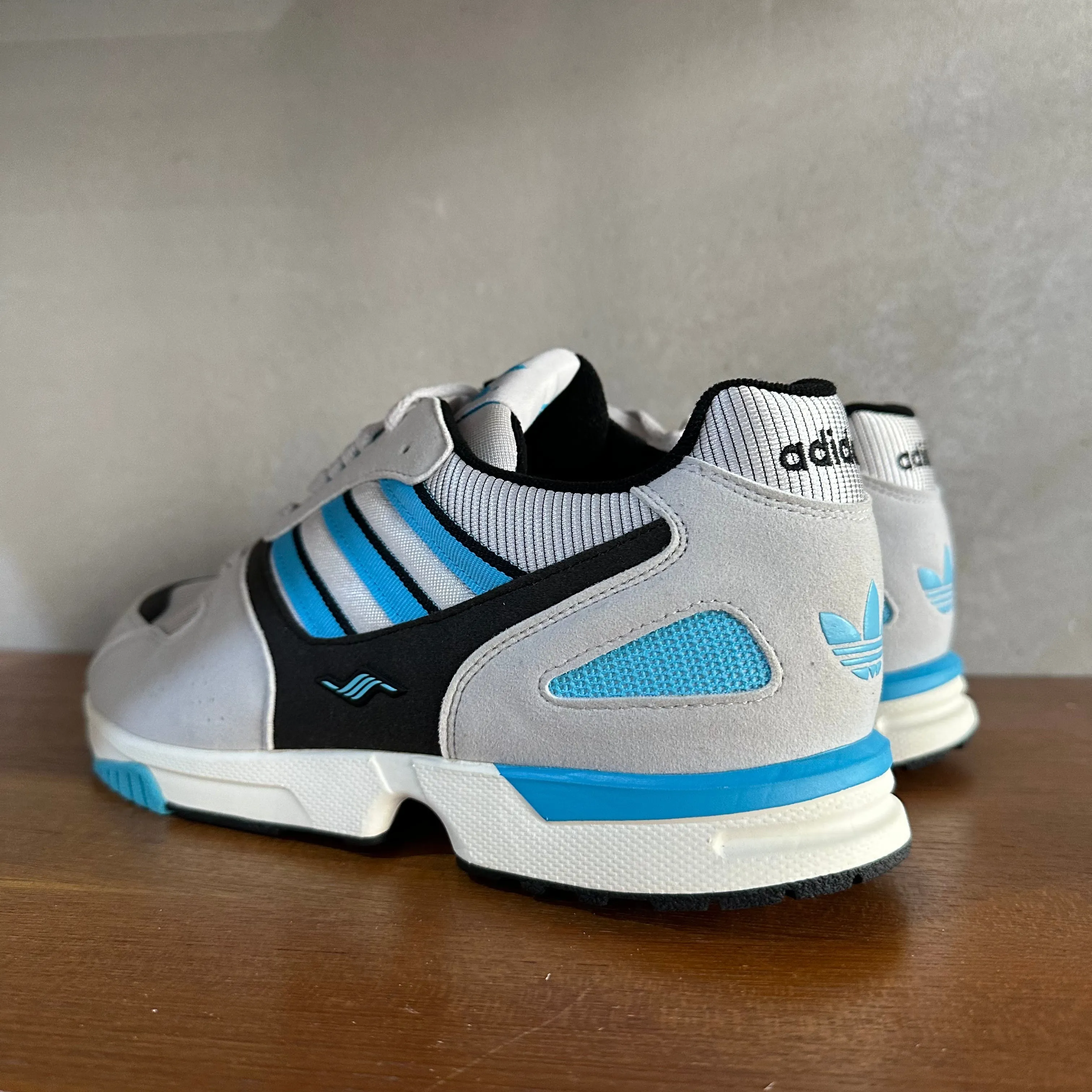 adidas Consortium ZX 4000 OG Trainers Grey / Cyan - uk 9