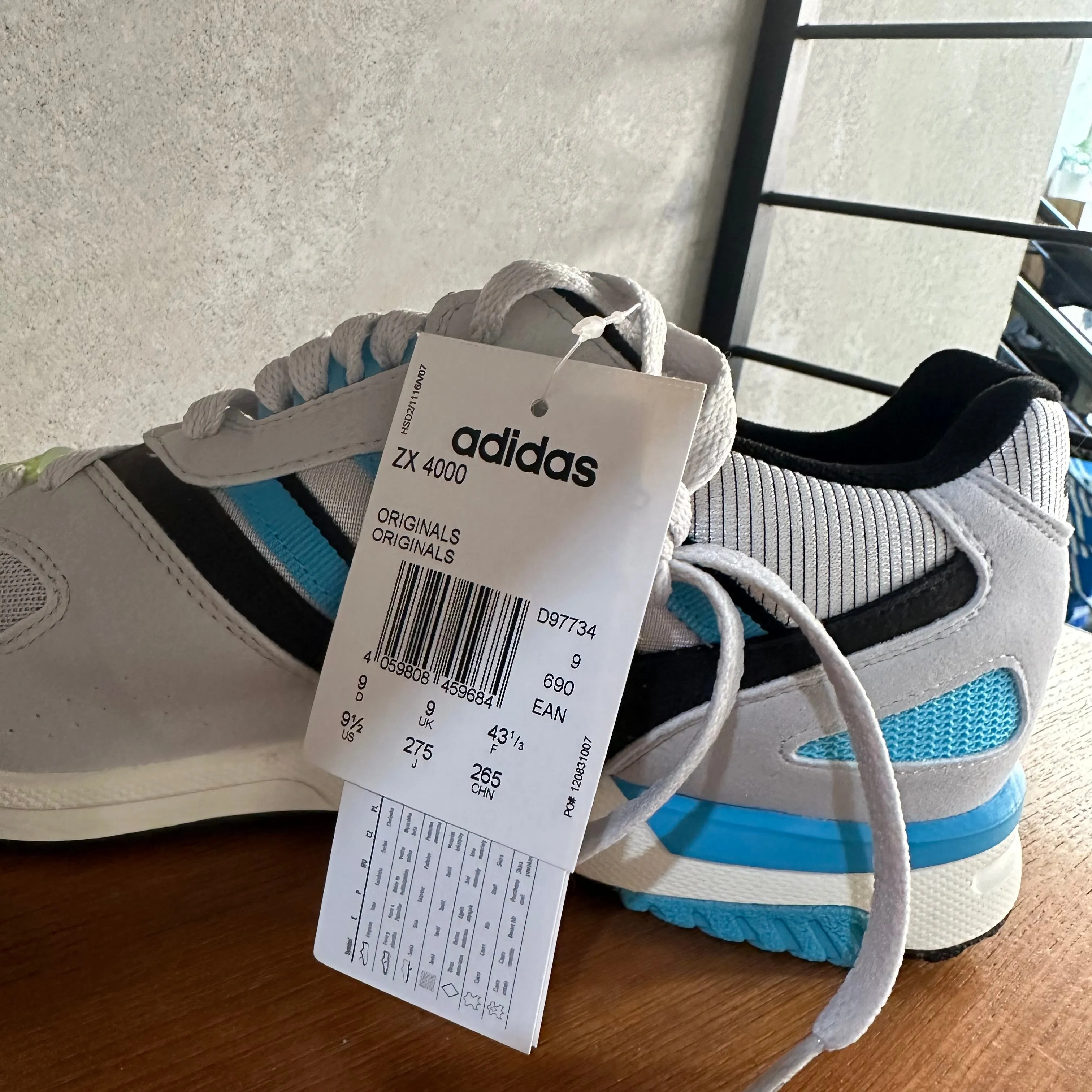 adidas Consortium ZX 4000 OG Trainers Grey / Cyan - uk 9