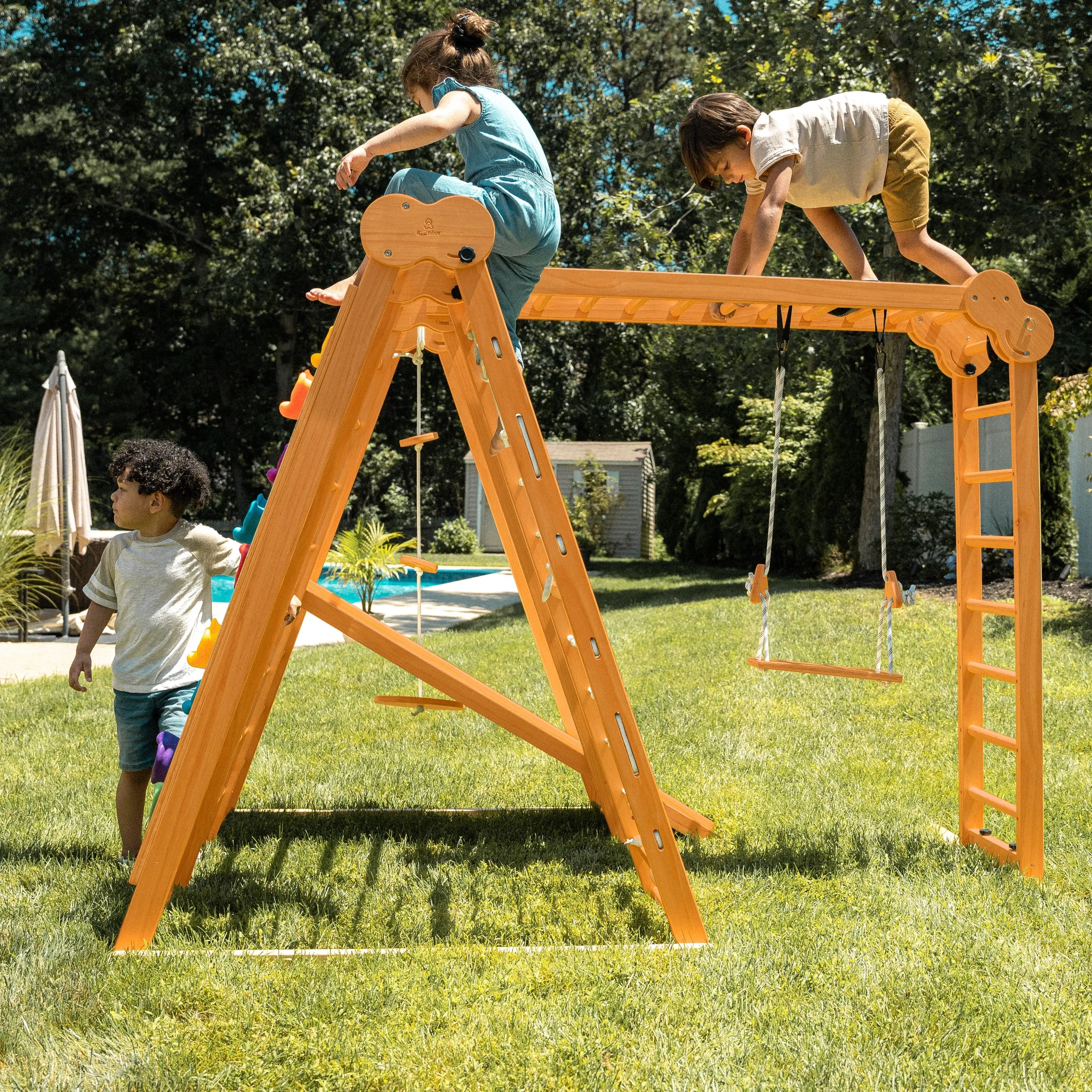 Avenlur Chestnut - 8-in-1 Indoor Jungle Gym for Toddlers