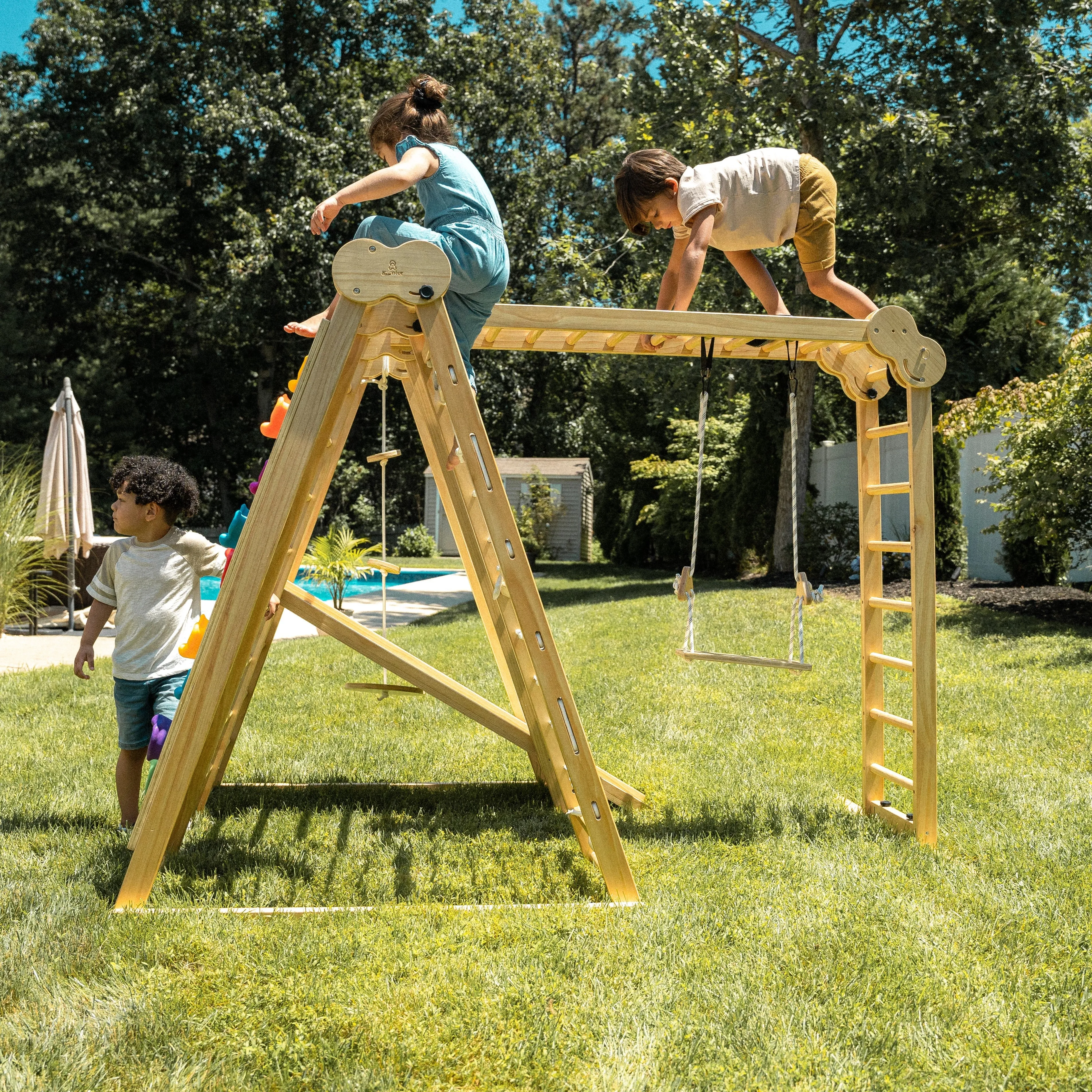 Avenlur Chestnut - 8-in-1 Indoor Jungle Gym for Toddlers