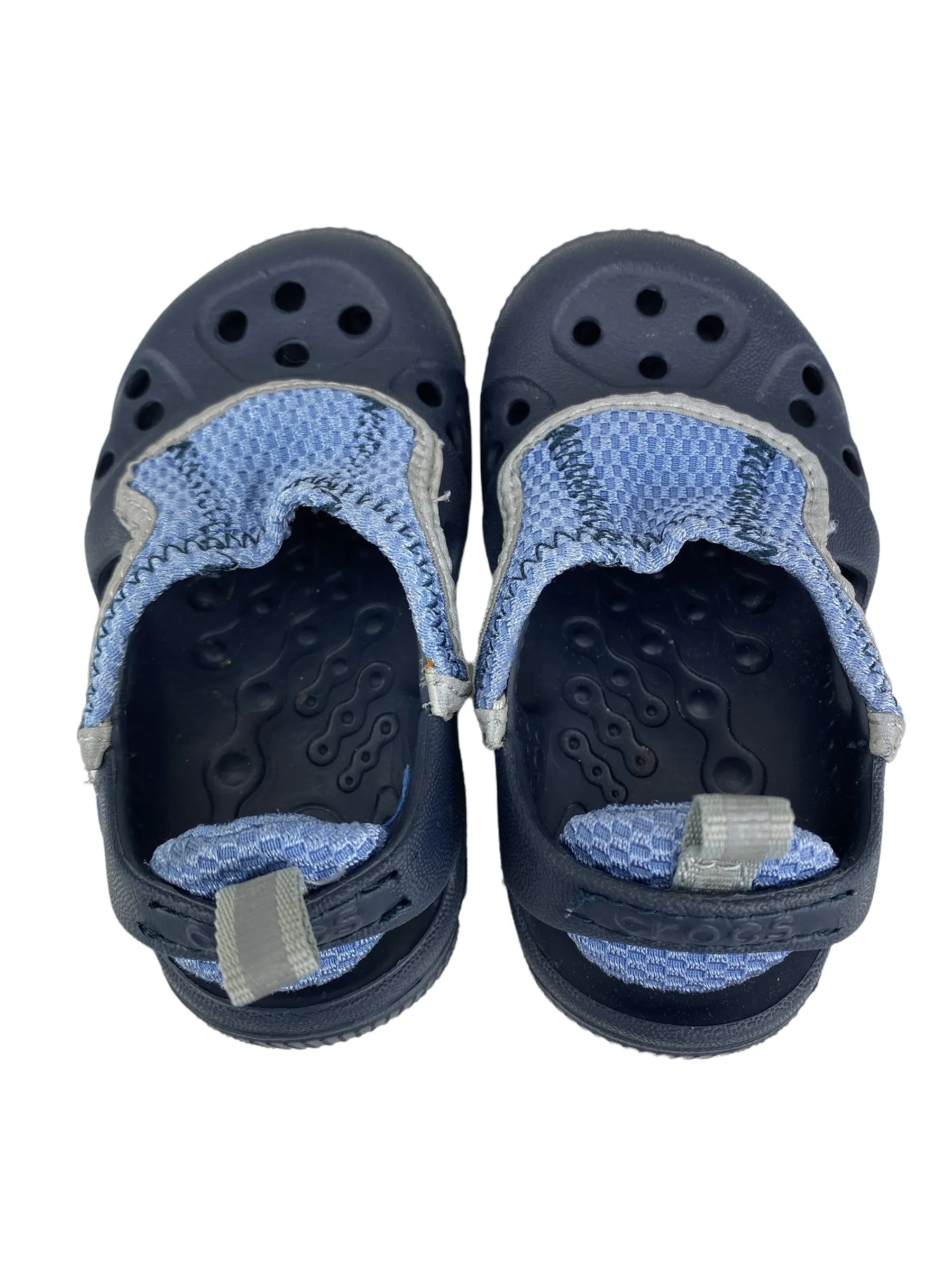 Crocs, Boy's Water Shoe Crocs, Navy/Light Blue, Size 6-7 (Approx. Age 2.5)