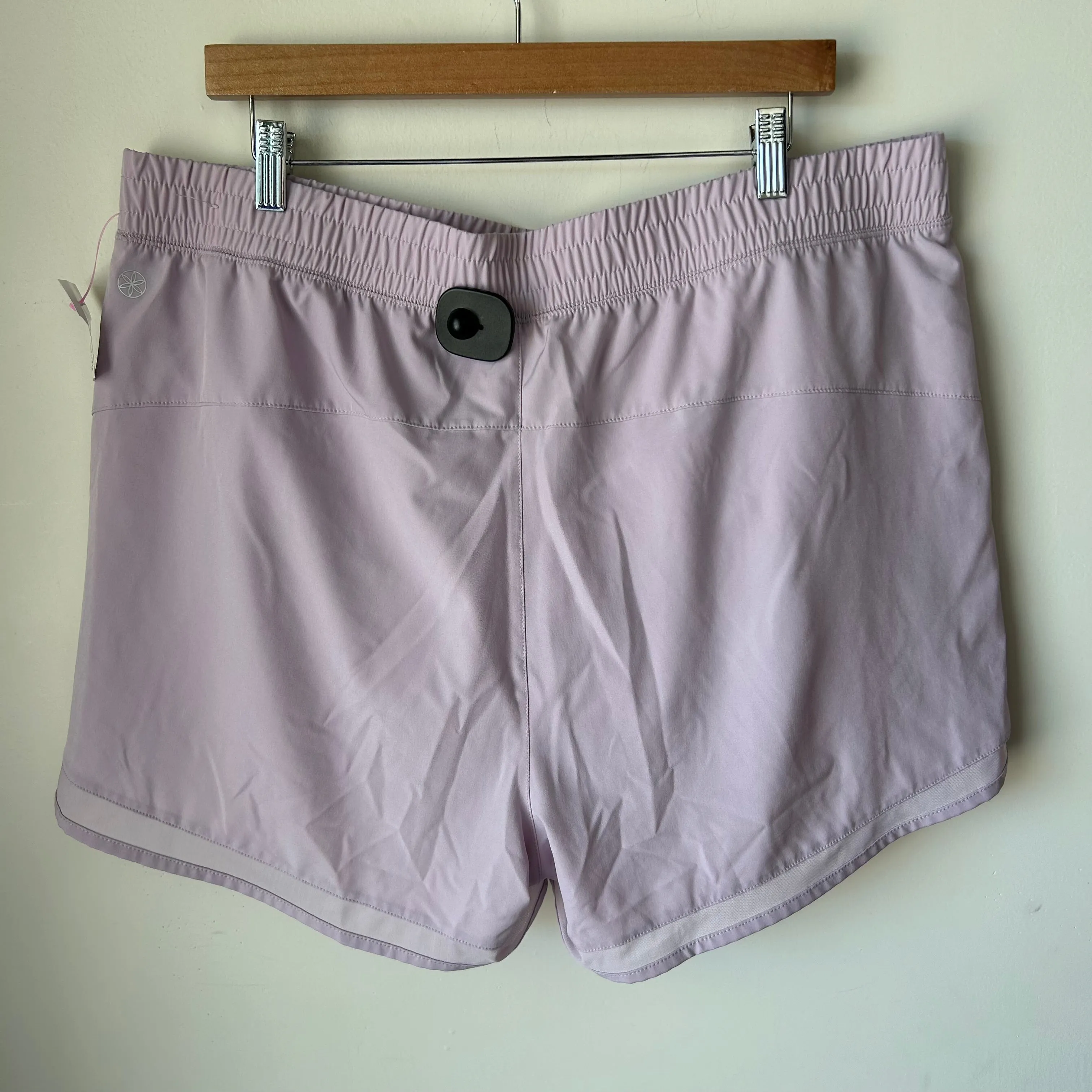 Gaiam Athletic Shorts Size XXL