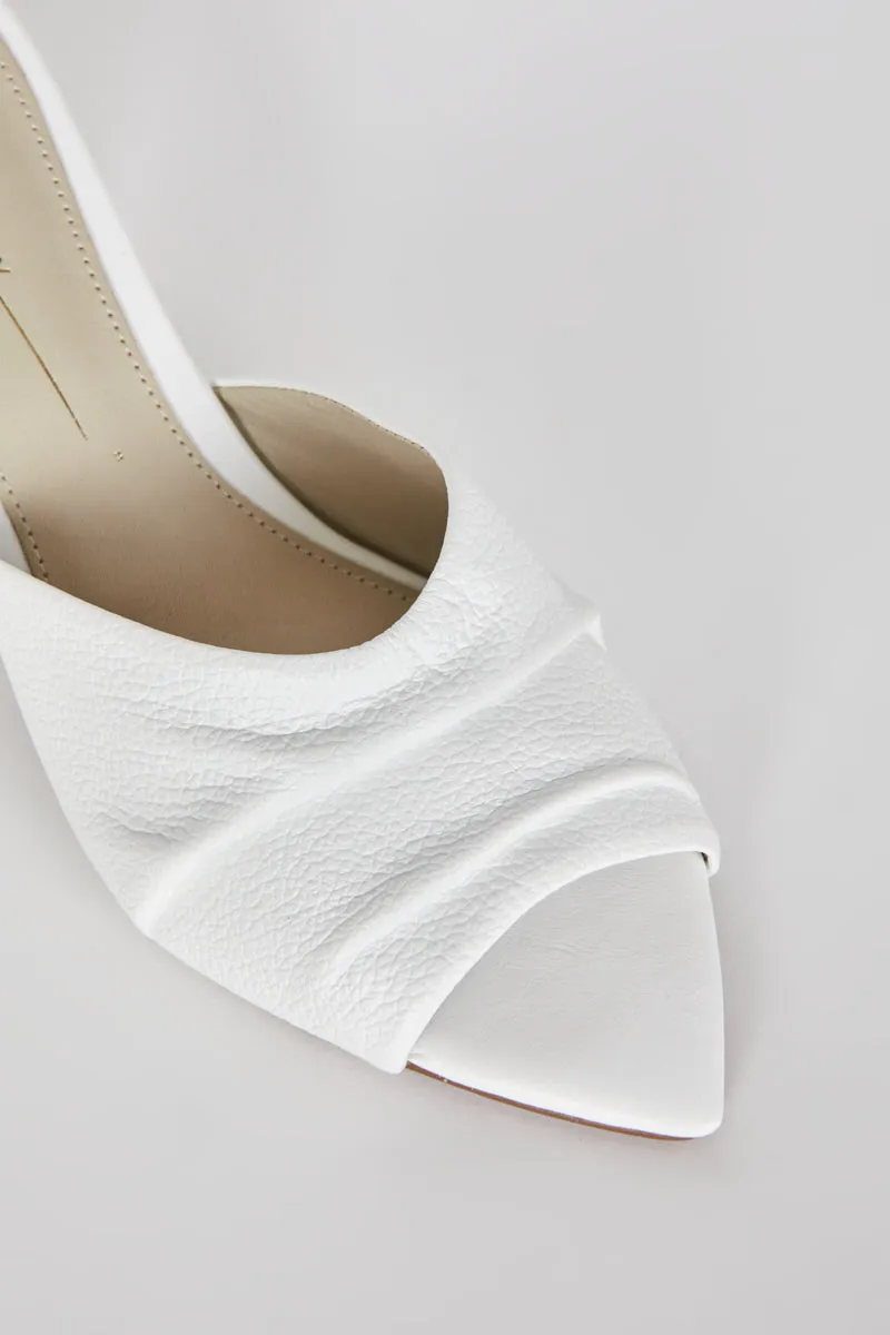 Intentionally Blank Fair Heels in White