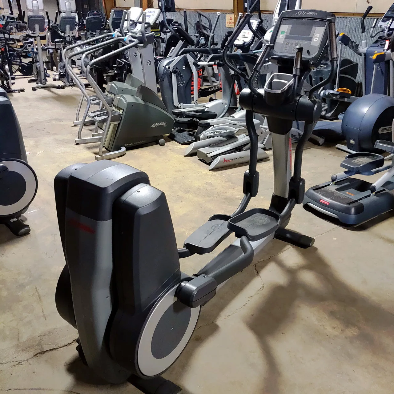 Life Fitness Elliptical 5-Pack Package BUNDLE 95X Ellipticals Package