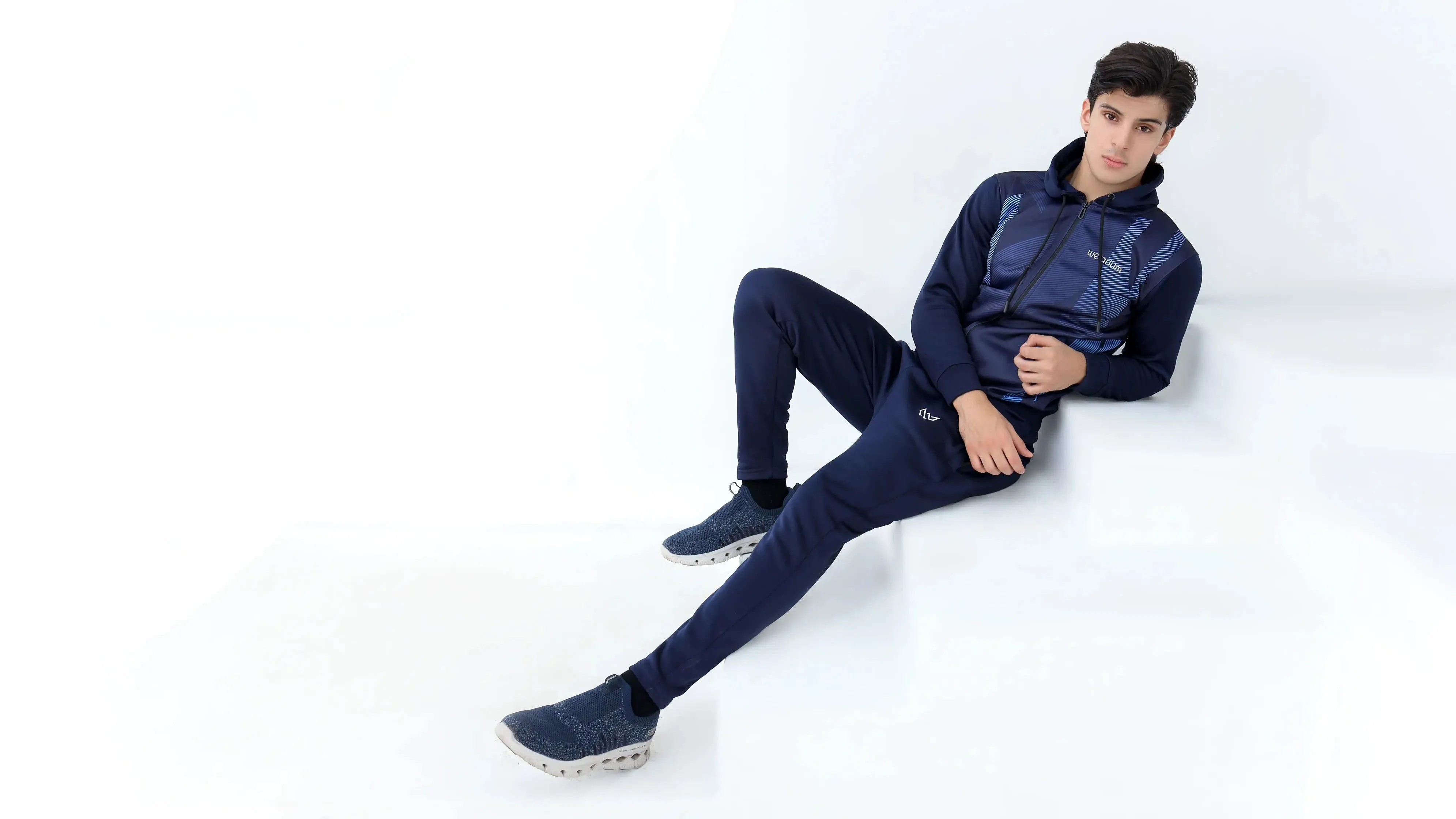 Navy Pulse - Winter Tracksuit