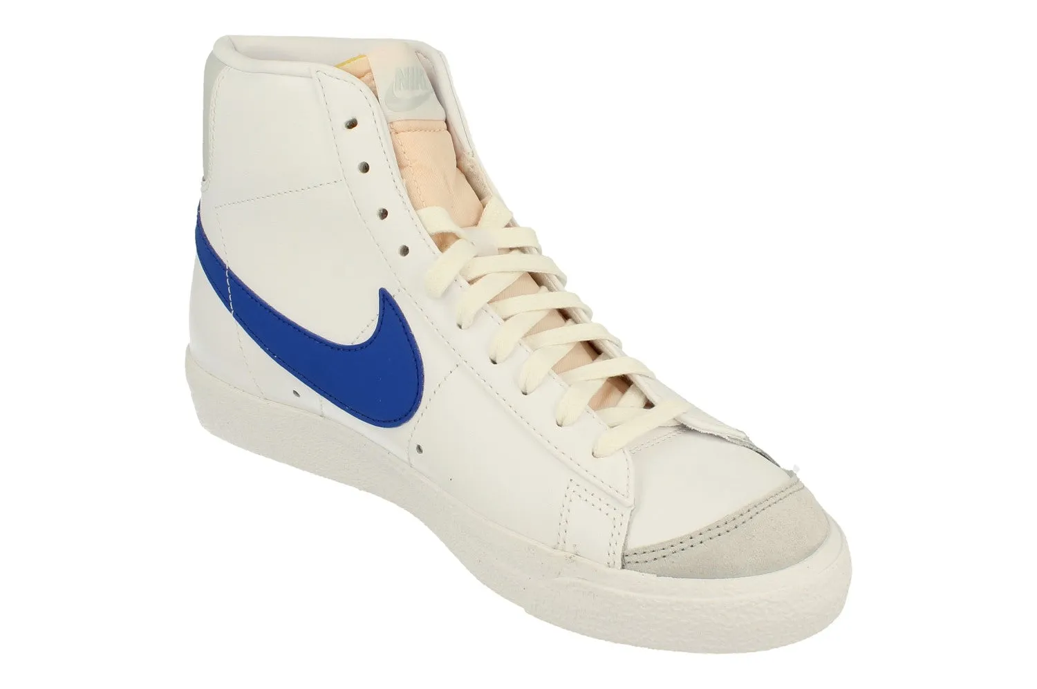 Nike Blazer Mid 77 VNTG Mens Trainers BQ6806 124