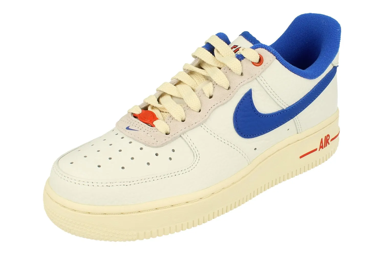 Nike Womens Air Force 1 07 Lx Trainers DR0148 100