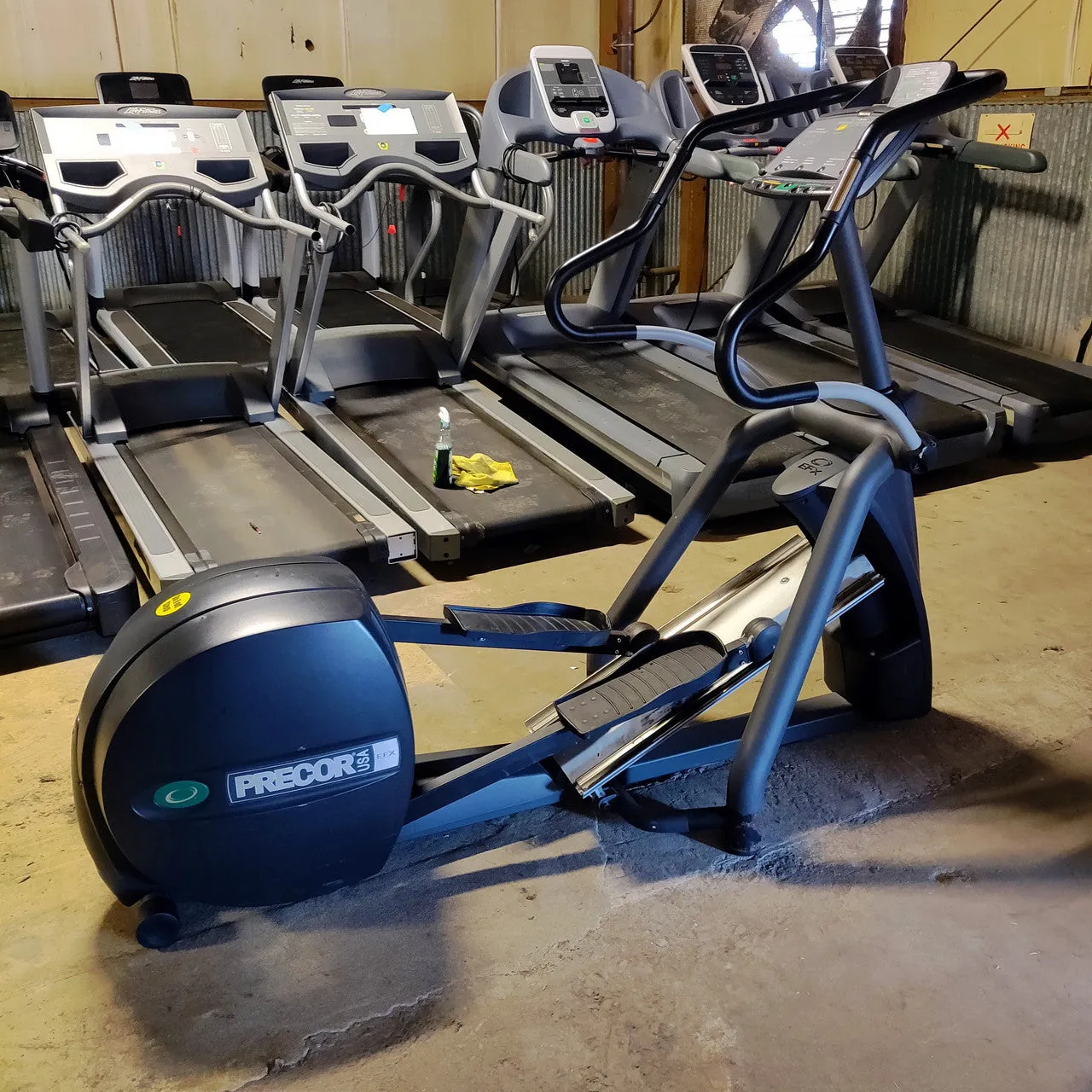 Precor Elliptical 546 Commercial Grade