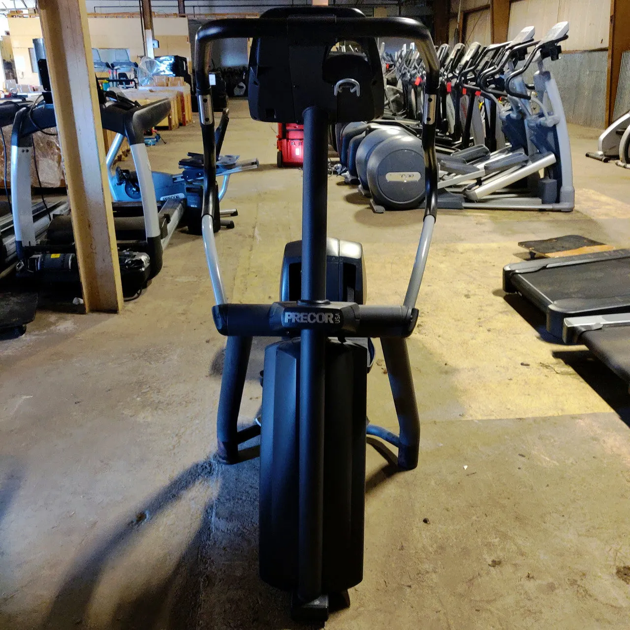 Precor Elliptical 546 Commercial Grade