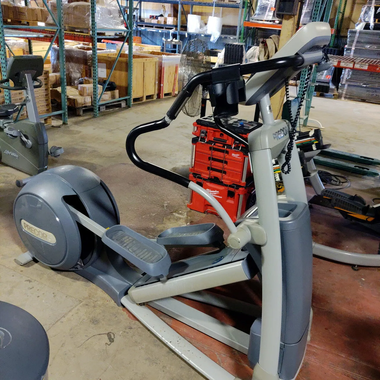 Precor Elliptical EFX 546i Commercial Grade