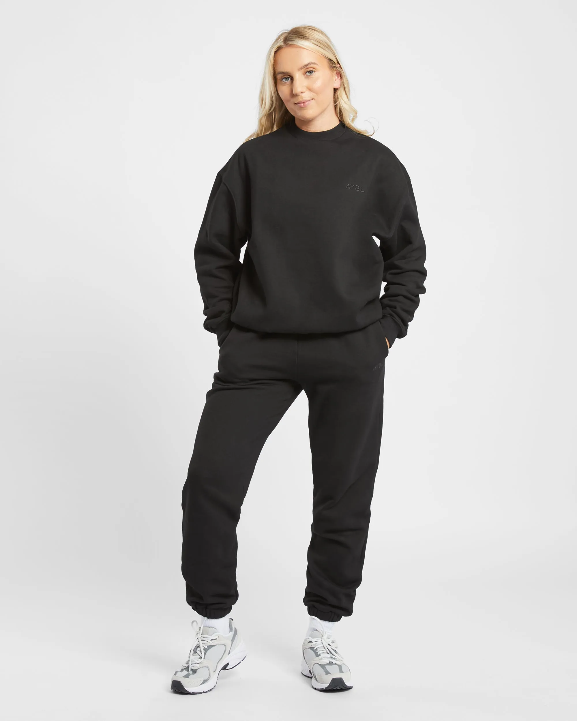 Premium Oversized Sweatshirt - Black