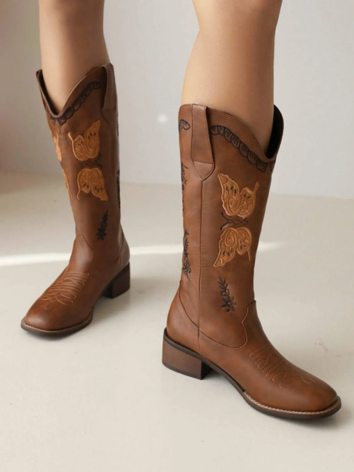 Retro Solid Leather Long Heel Boots