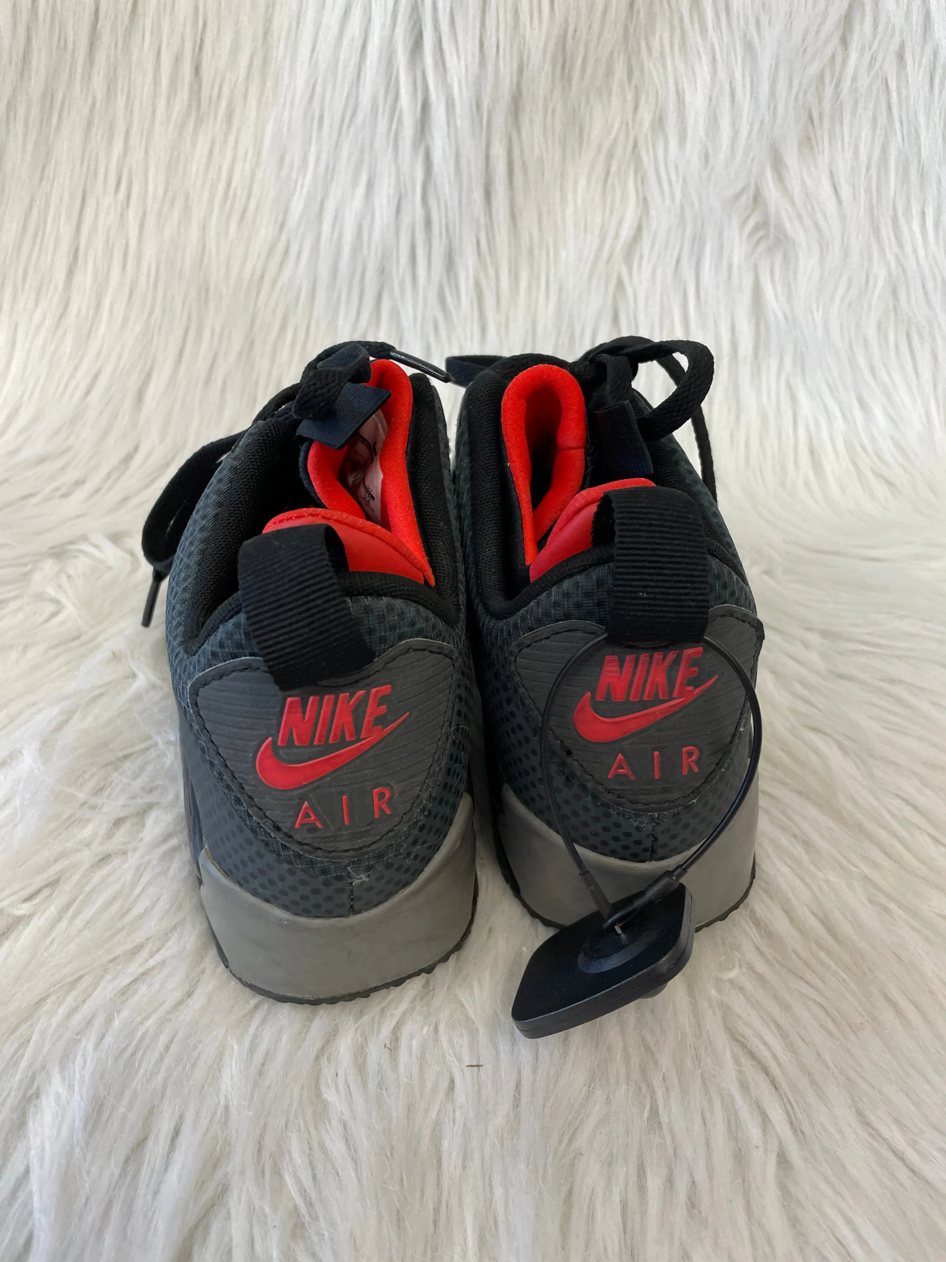 Shoes Athletic By Nike In Black & Red, Size: 7.5