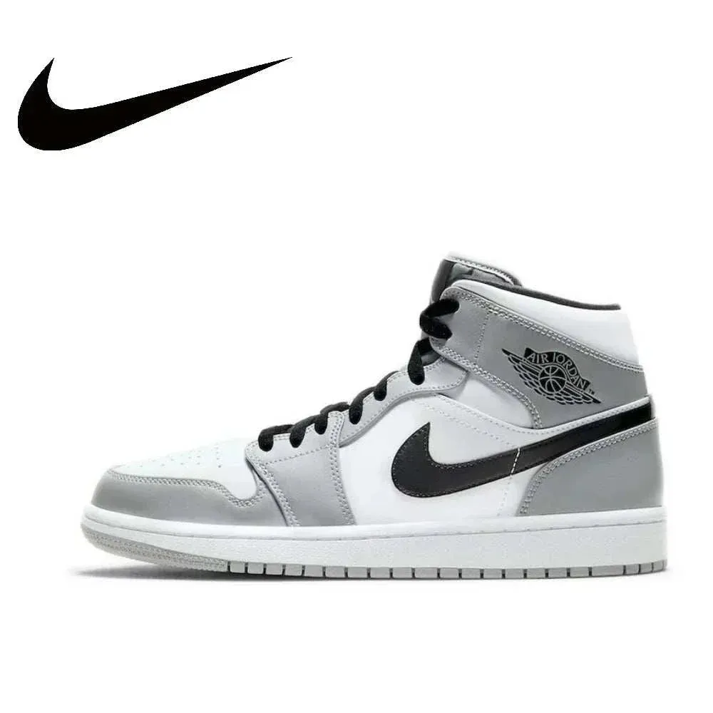 Stylish White Sneakers for Men Nike Air Jordan 1 Trainers Nike Air Jordan 1 Mens trainers Medium Cut Basketball Shoes White