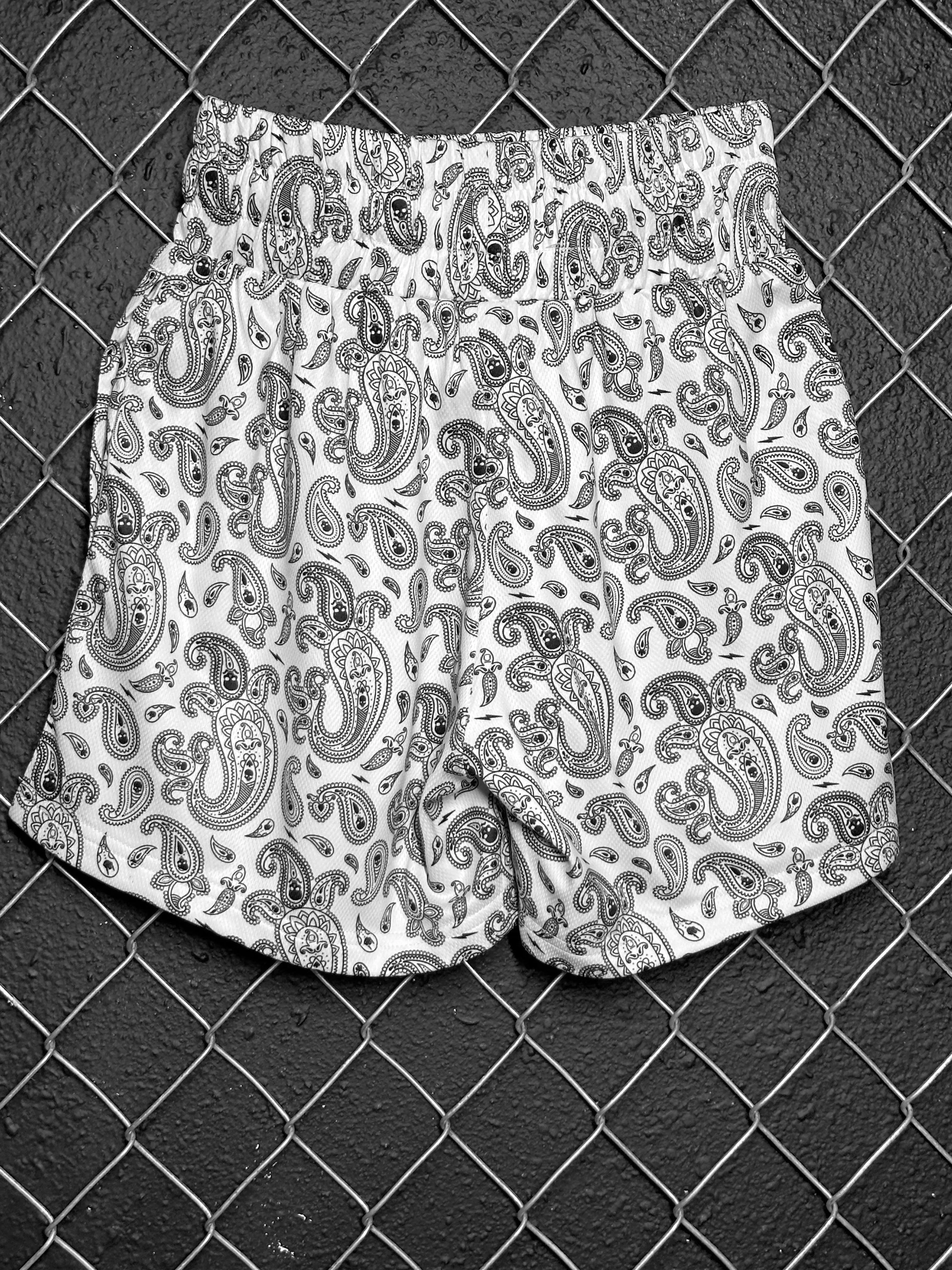 TDC BOXING SHORTS WHITE PAISLEY