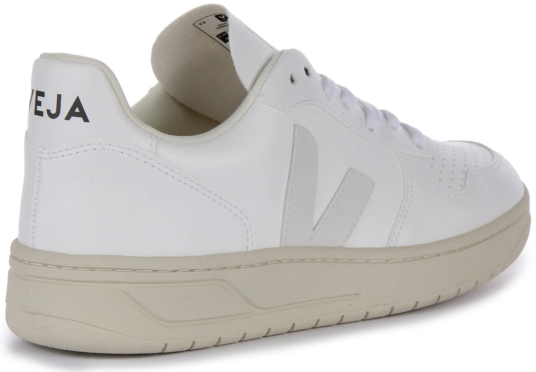 Veja V 10 CWL In White For Women